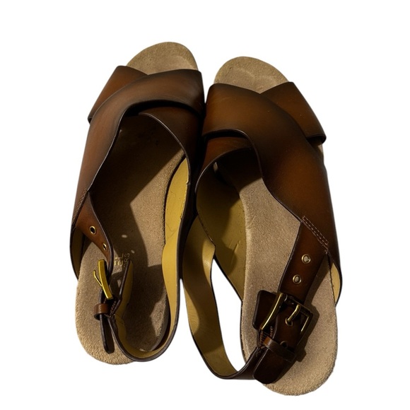 Michael Kors Becker Burnished Leather Flatform Sandal - Picture 8 of 11